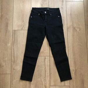 Size 26P Black Jeggings